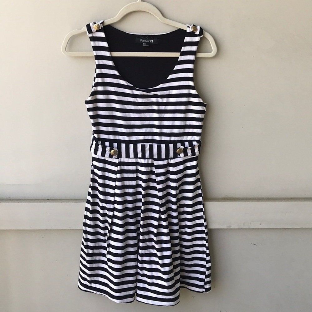 Forever 21 Black and White Dress